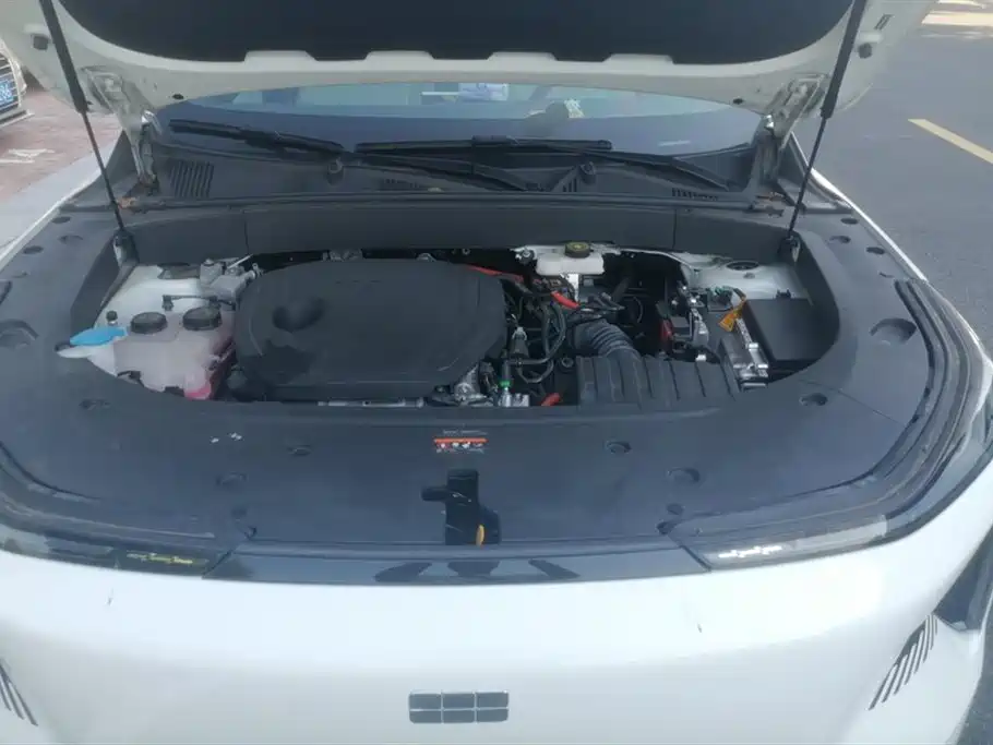 Geely Galaxy Galaxy L7