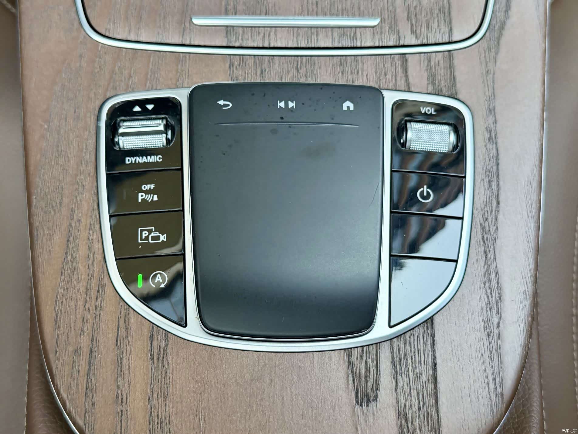 Mercedes-Benz E-Class, 2022 25