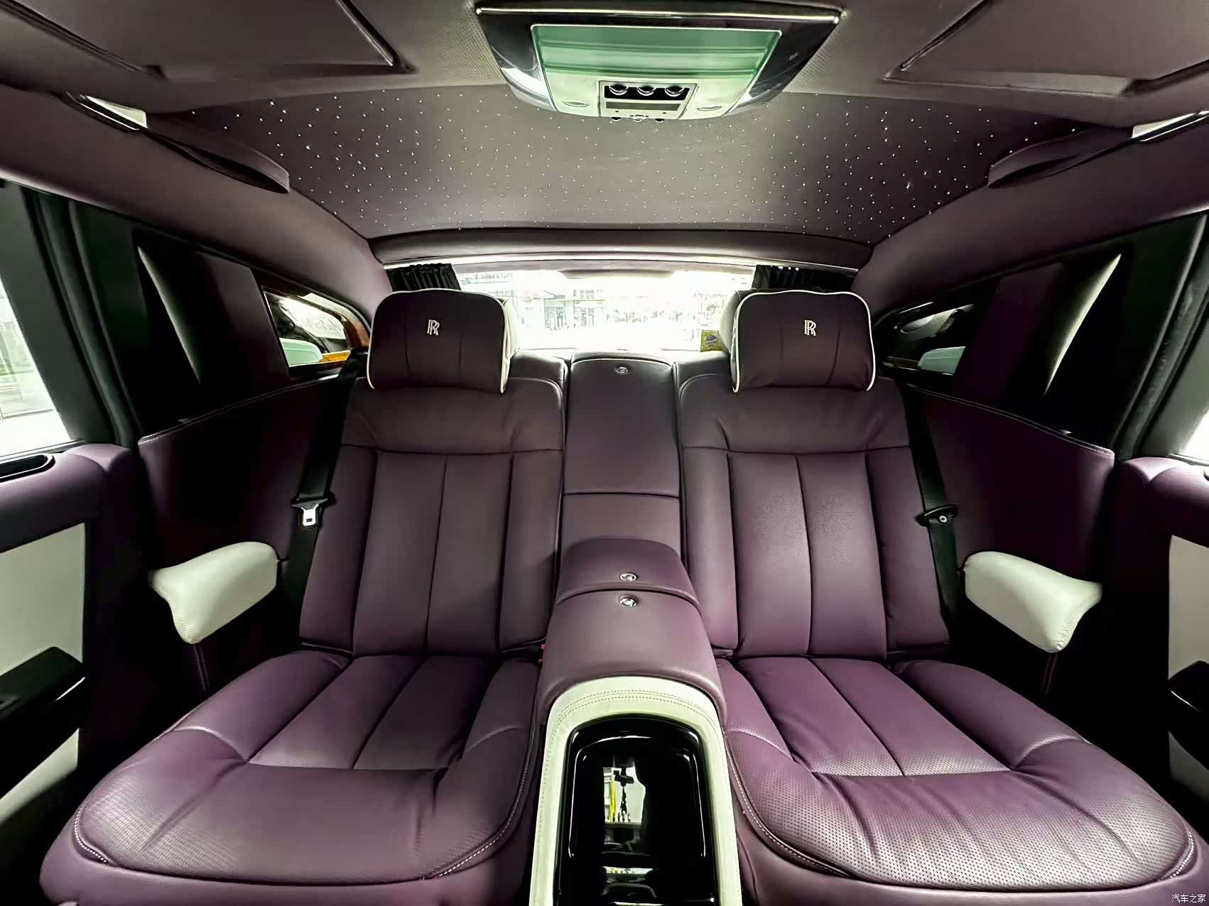 Rolls-Royce Phantom, 2005 6