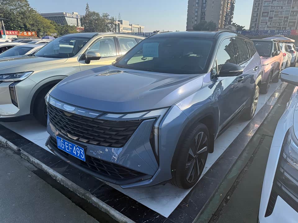 Geely Atlas L