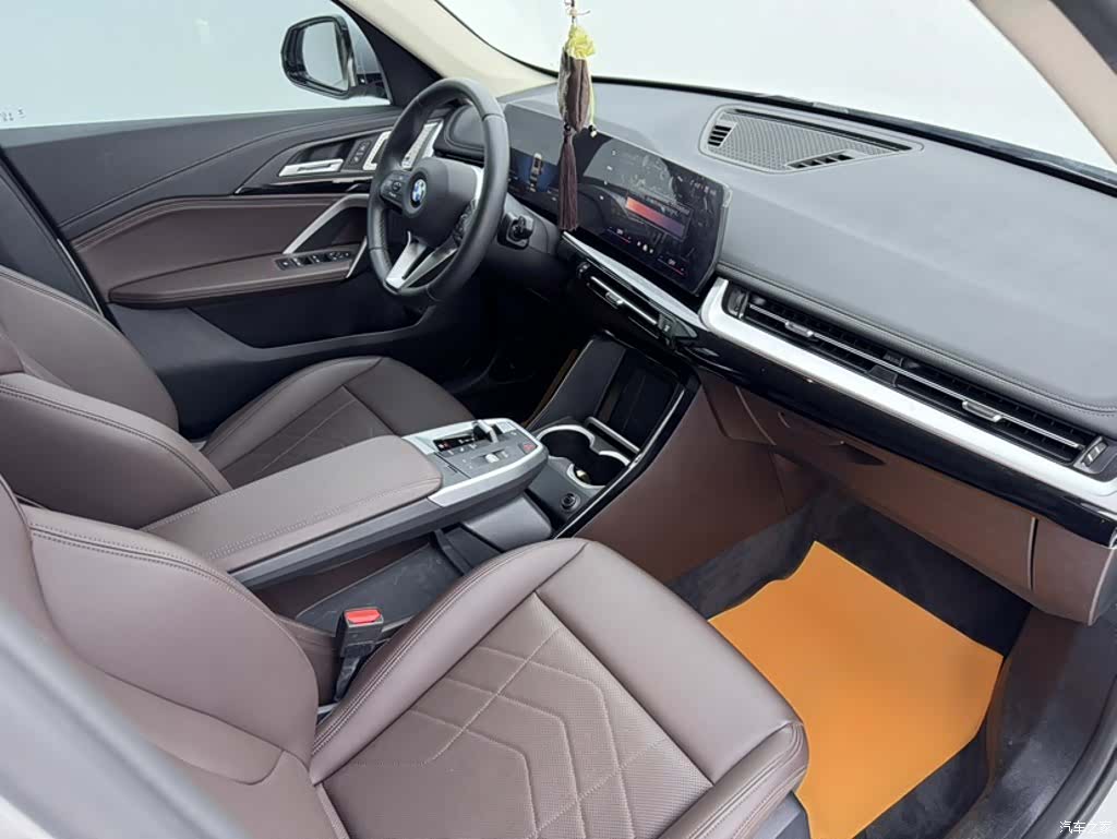 BMW X1, 2024 11