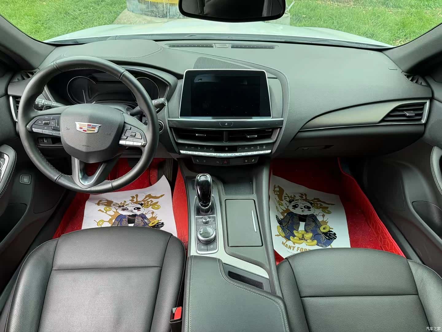 Cadillac CT5, 2023 все фото