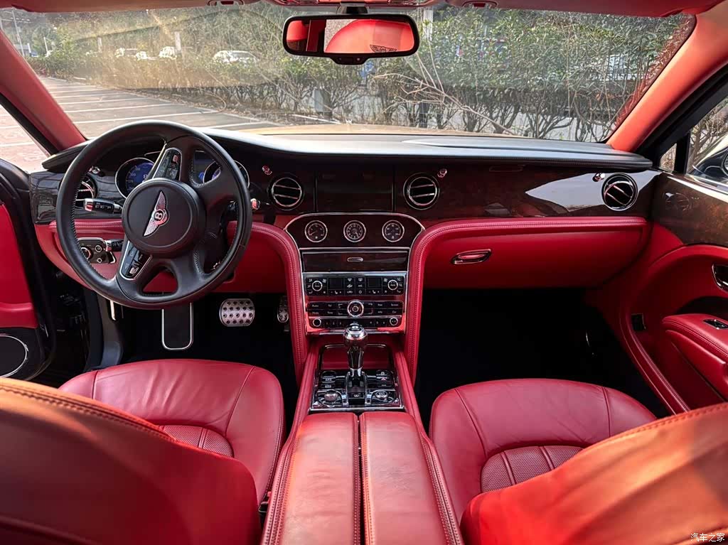 Bentley Mulsanne, 2013 11