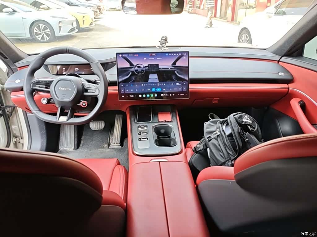 Xiaomi SU7, 2025 10