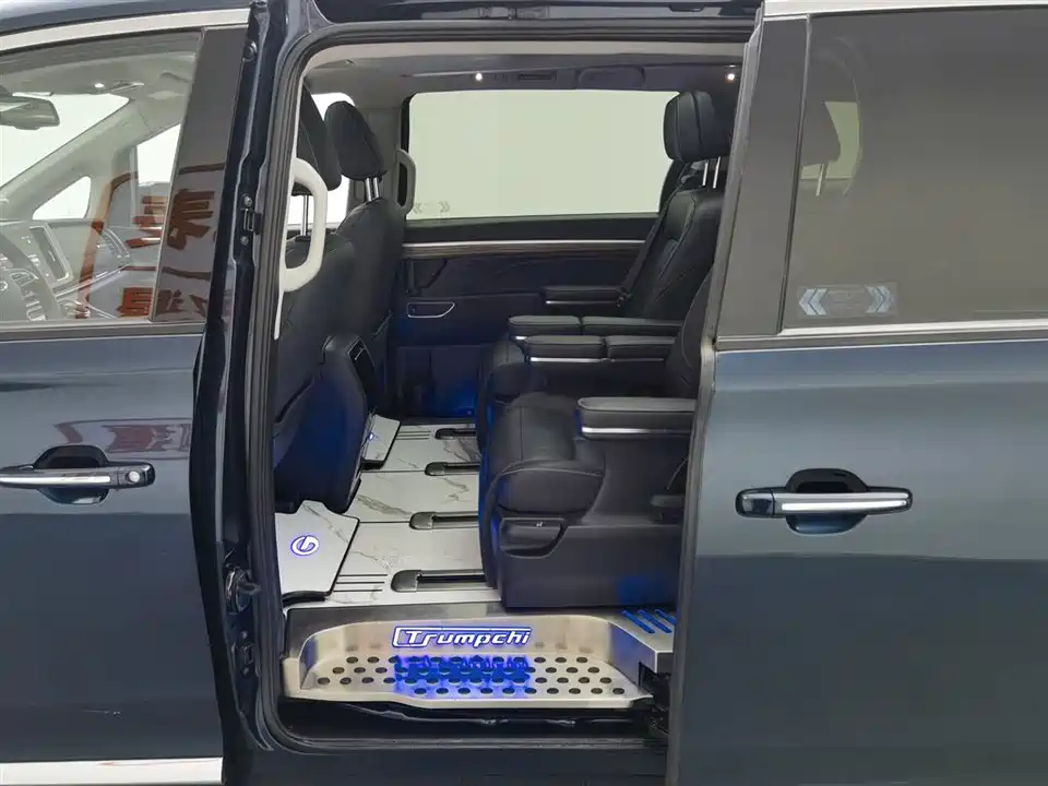 Trumpchi Trumpchi M8