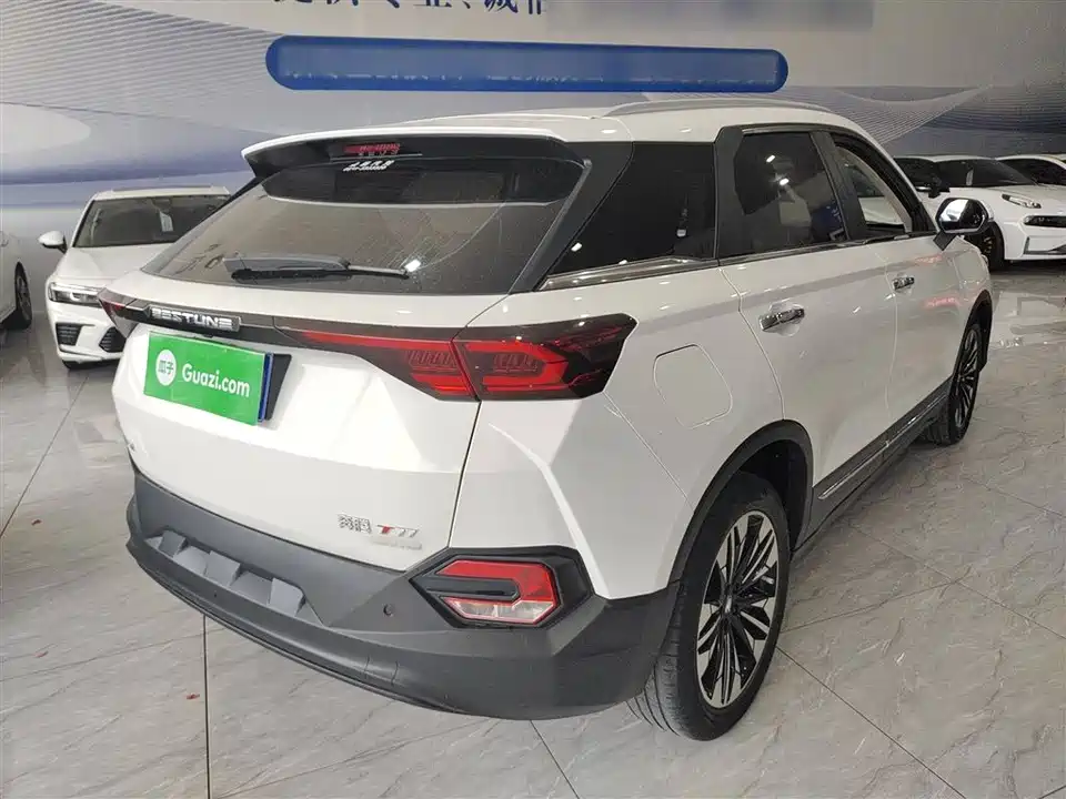 Besturn T77 Besturn T77
