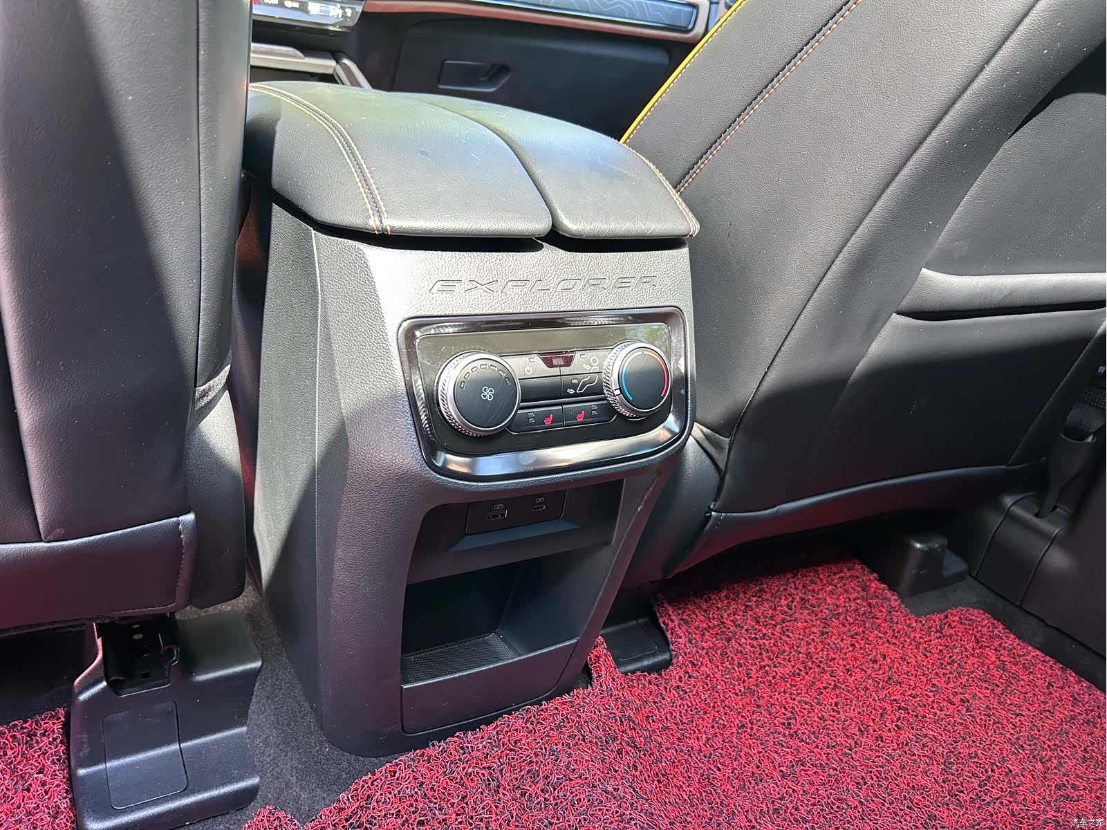 Ford Explorer, 2026 13