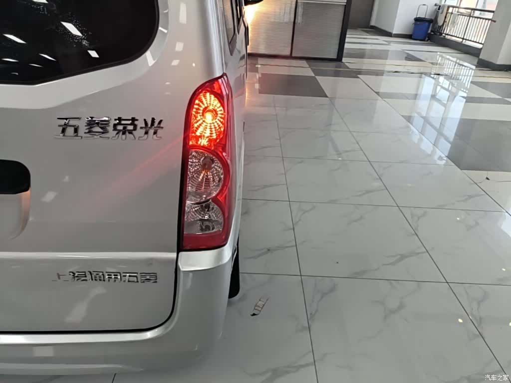 Wuling L3C, 2021 8
