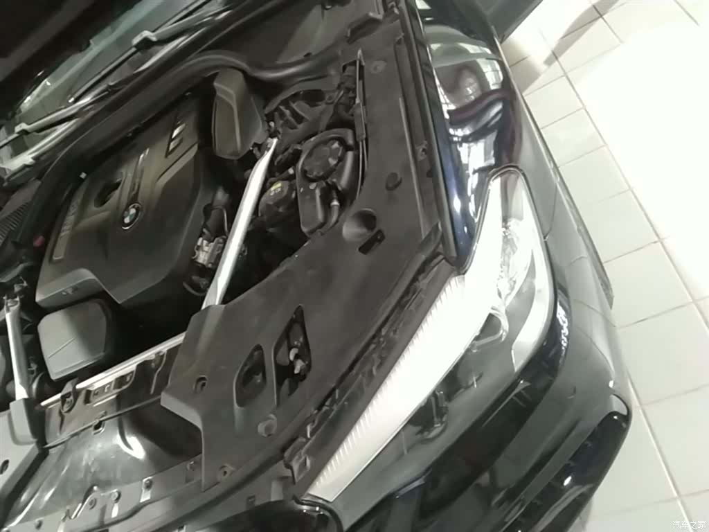 BMW 5 Series, 2018 25
