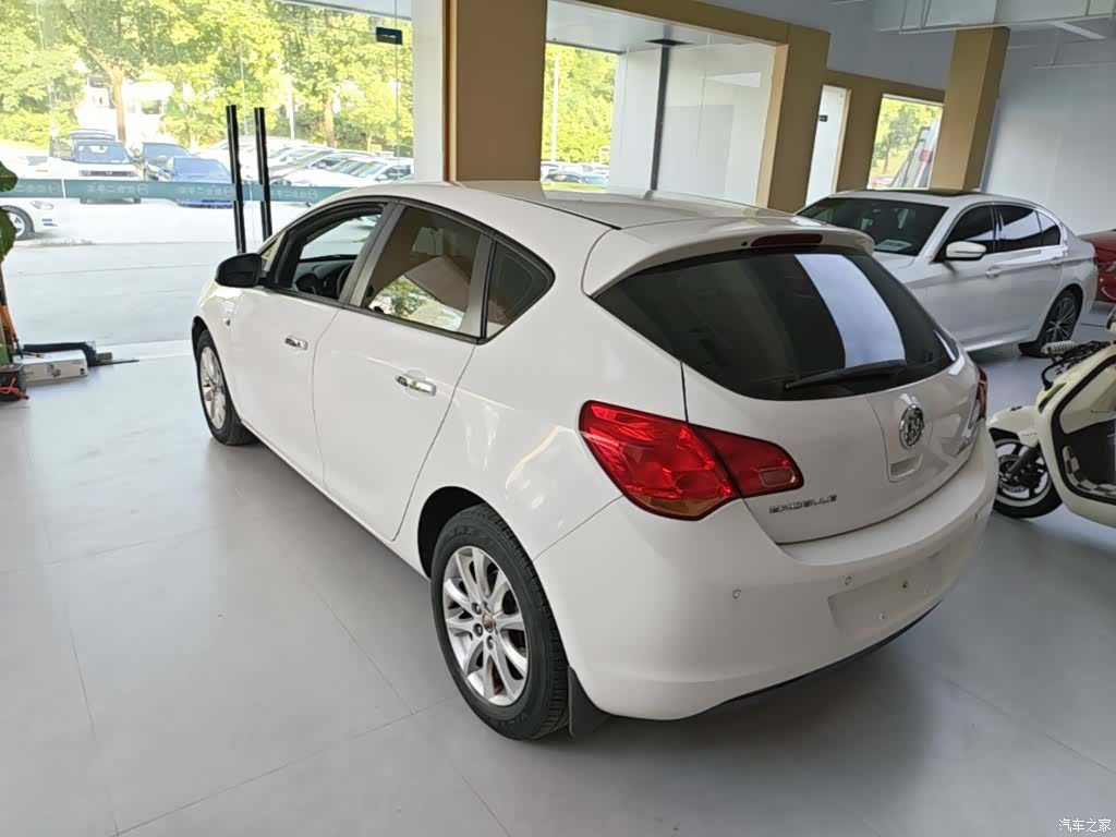 Buick XT, 2016 все фото