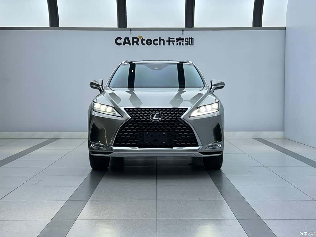 Lexus RX, 2022 2