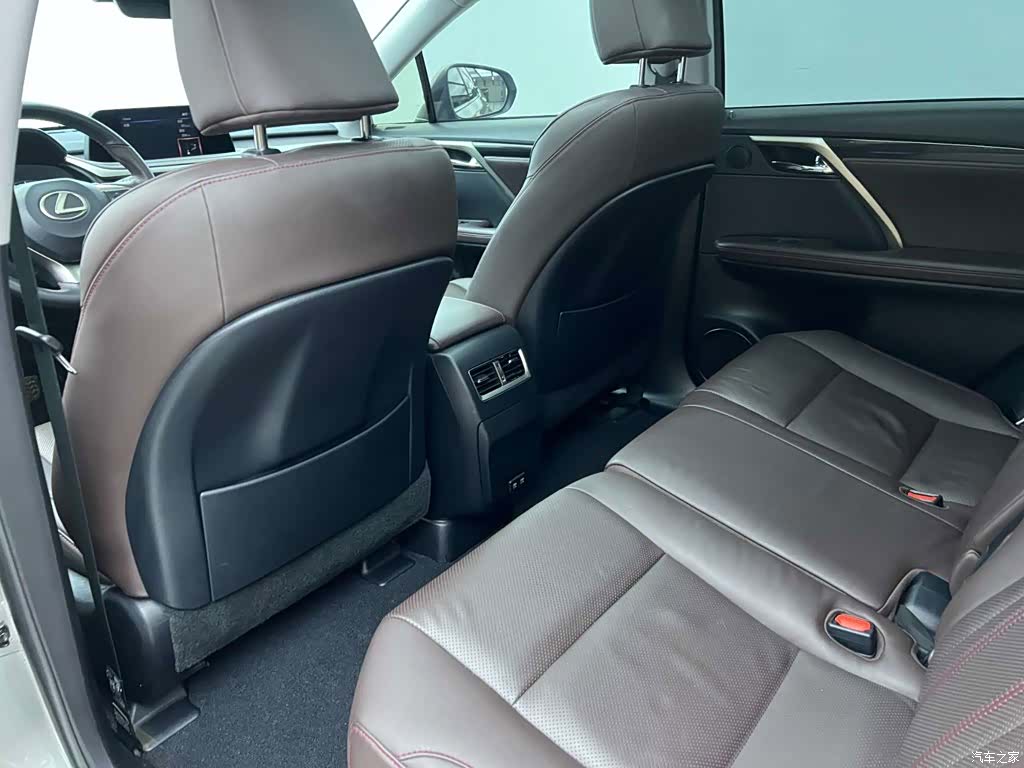 Lexus RX, 2022 11