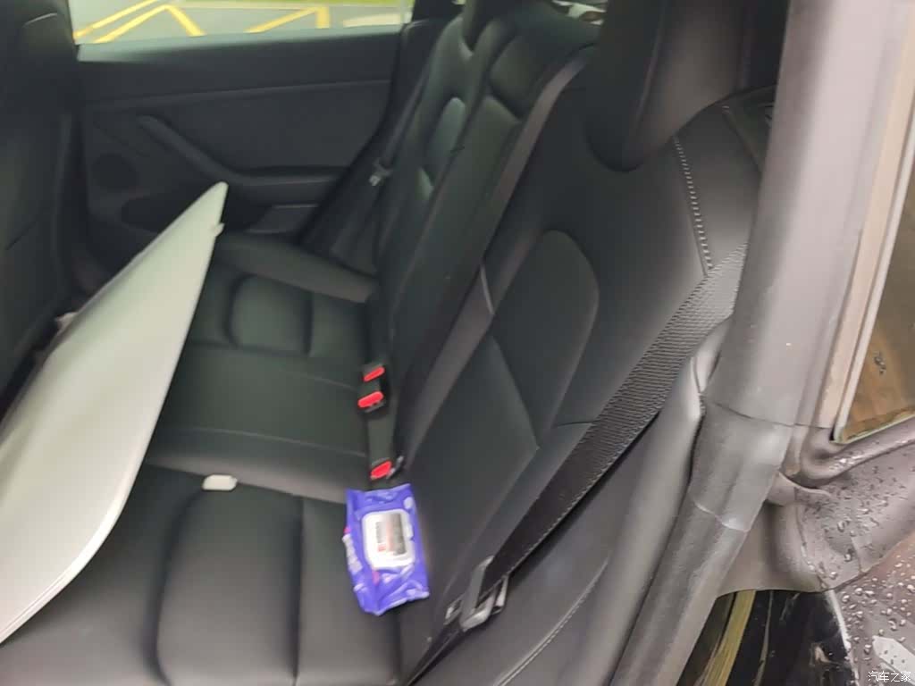 Tesla Model 3, 2023 17