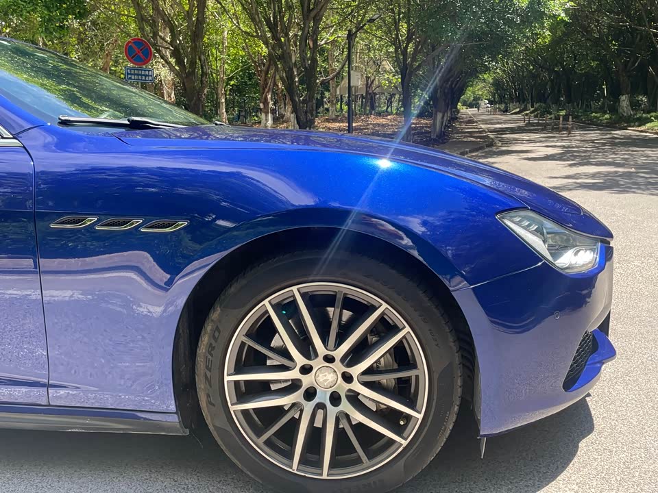 Maserati Ghibli Maserati Ghibli