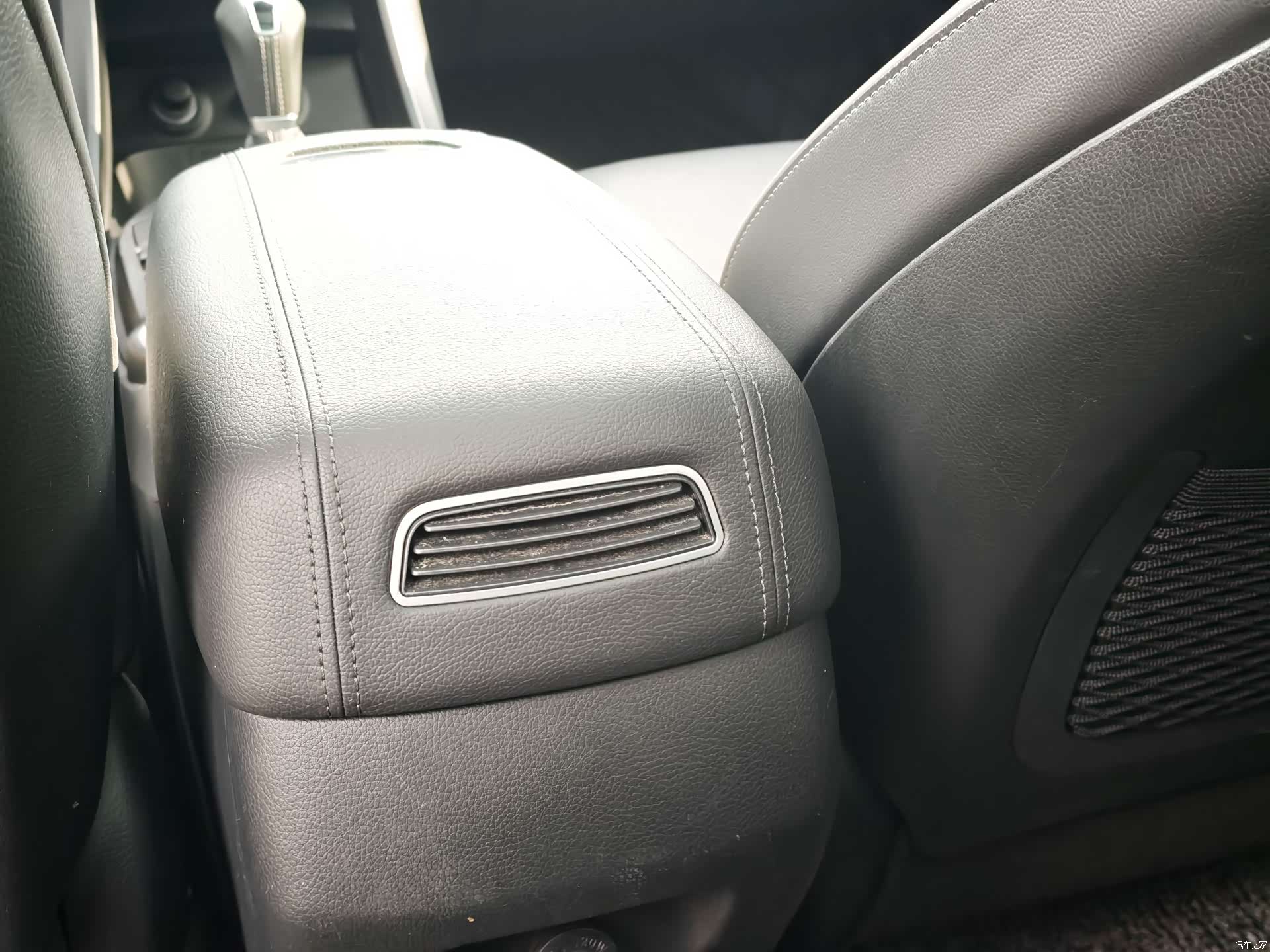 Hyundai Santa Fe, 2018 33