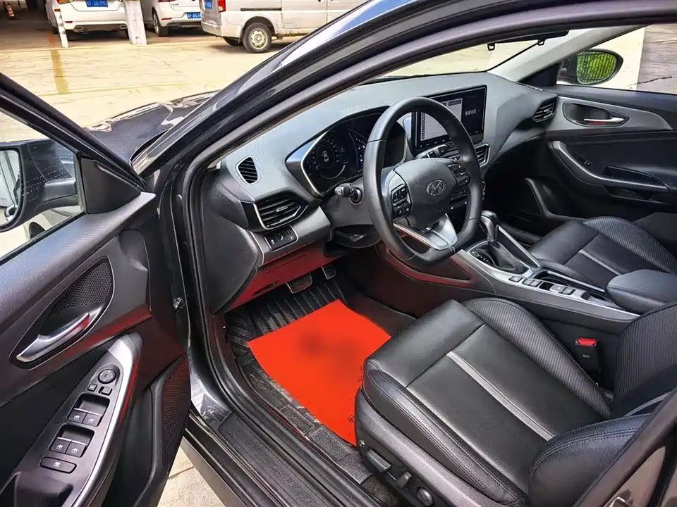 Hyundai Festa