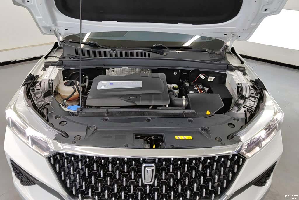 Bestune T77, 2022 10