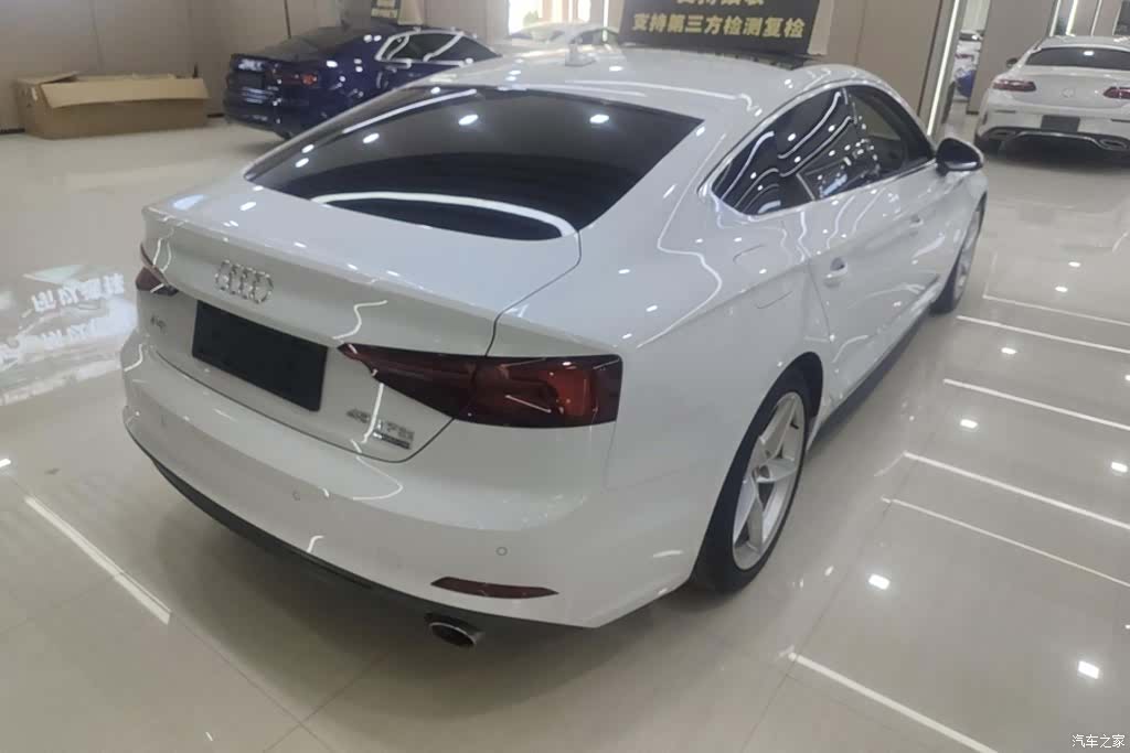 Audi A5, 2019 3