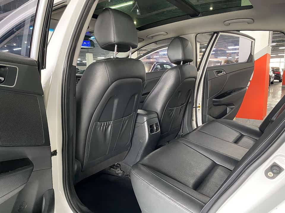 Hyundai Name picture