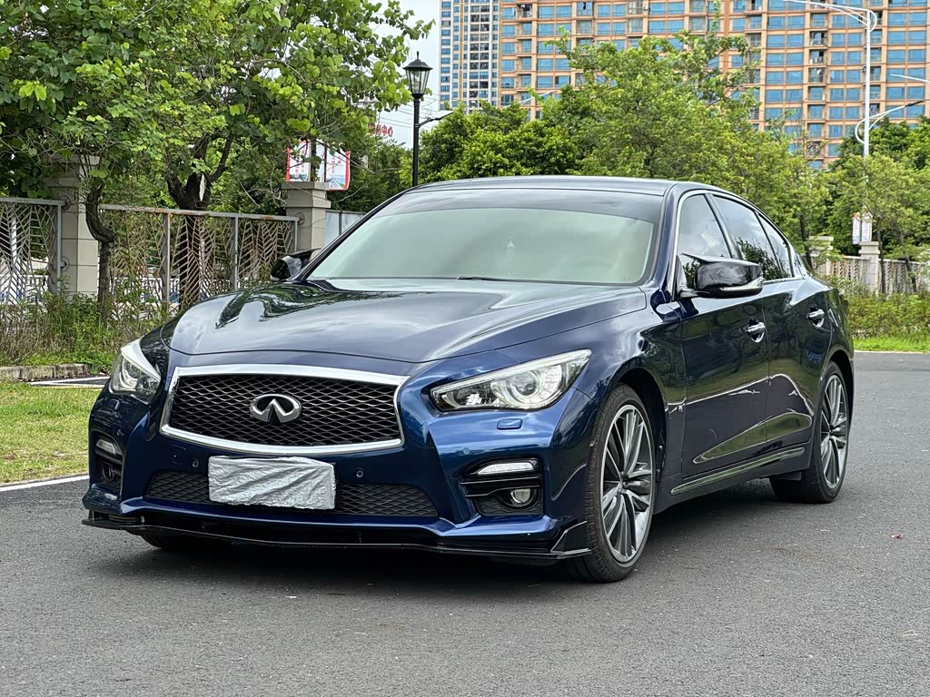Infiniti Q50L