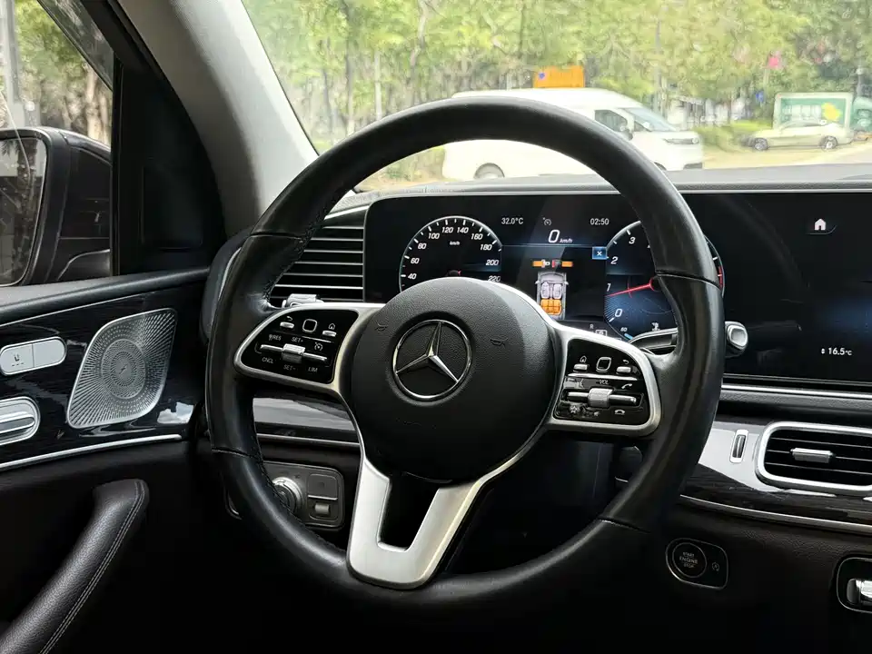 Mercedes-Benz GLE Mercedes-Benz GLE