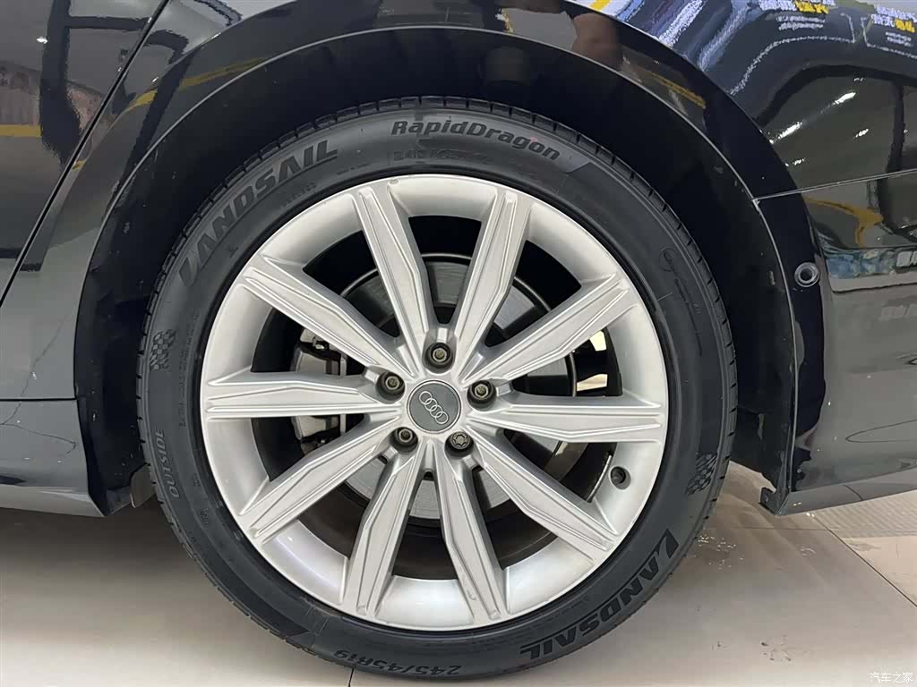 Audi A6L, 2020 8