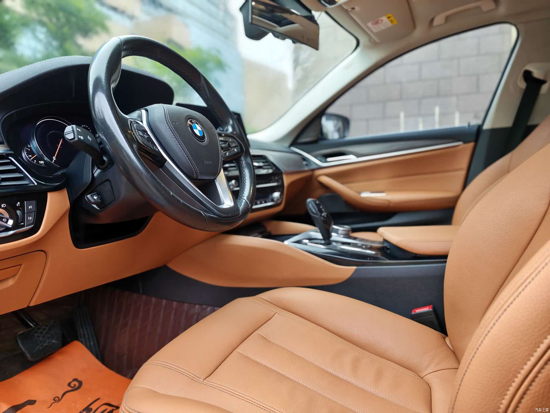 BMW 5 Series, 2018 все фото