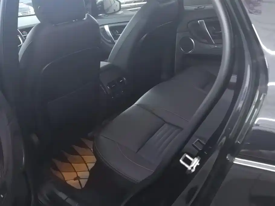 Land Rover Discover sports