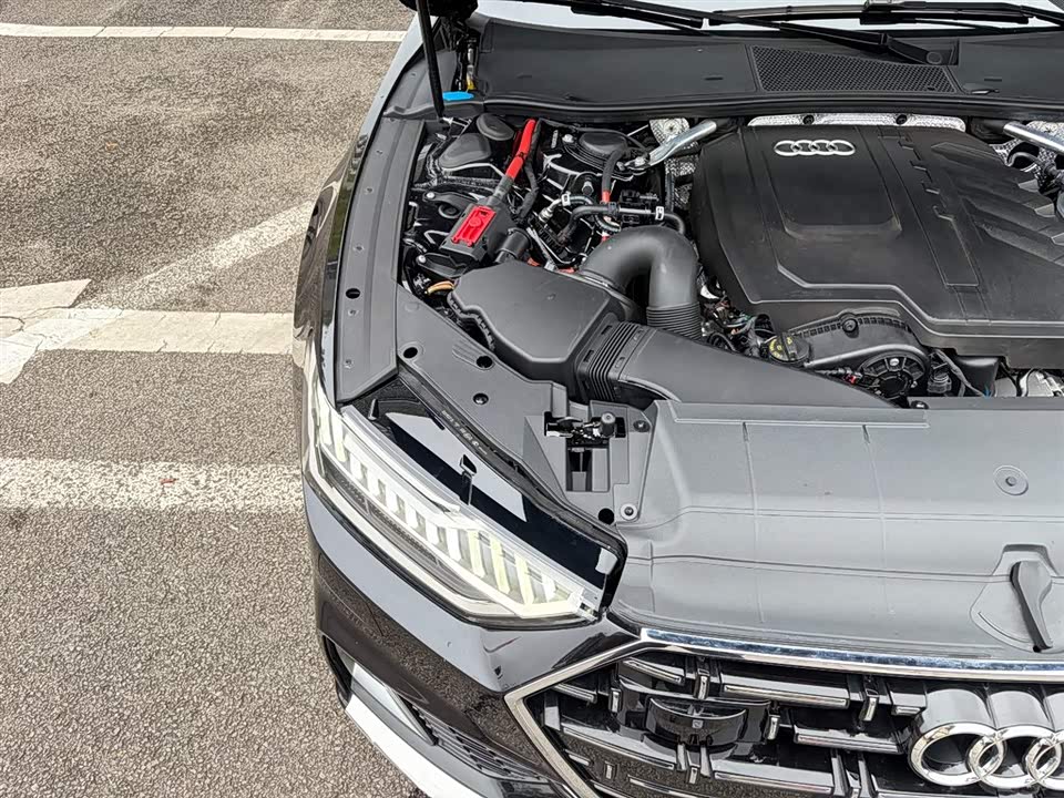 Audi A7L