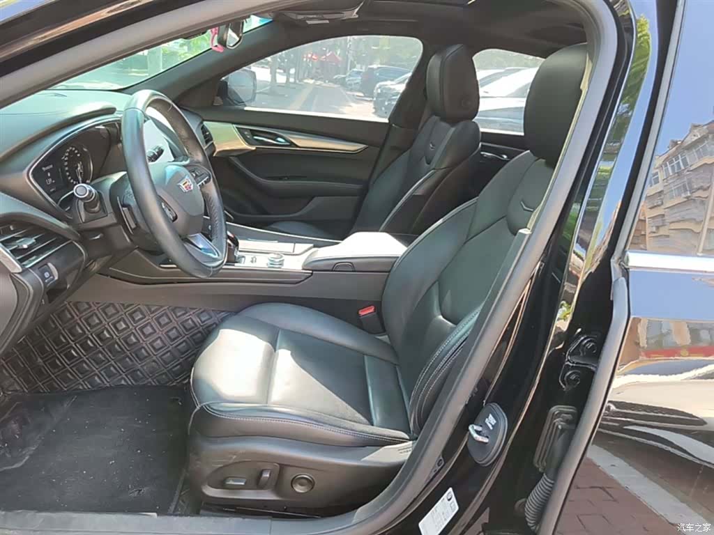 Cadillac CT5, 2022 15