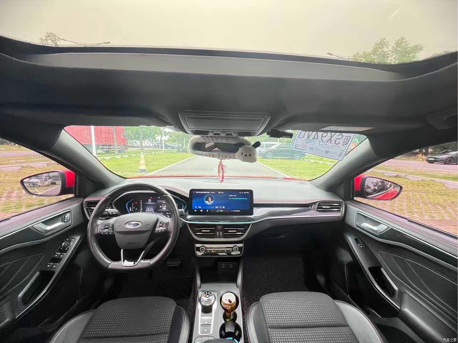 Ford Focus, 2021 12