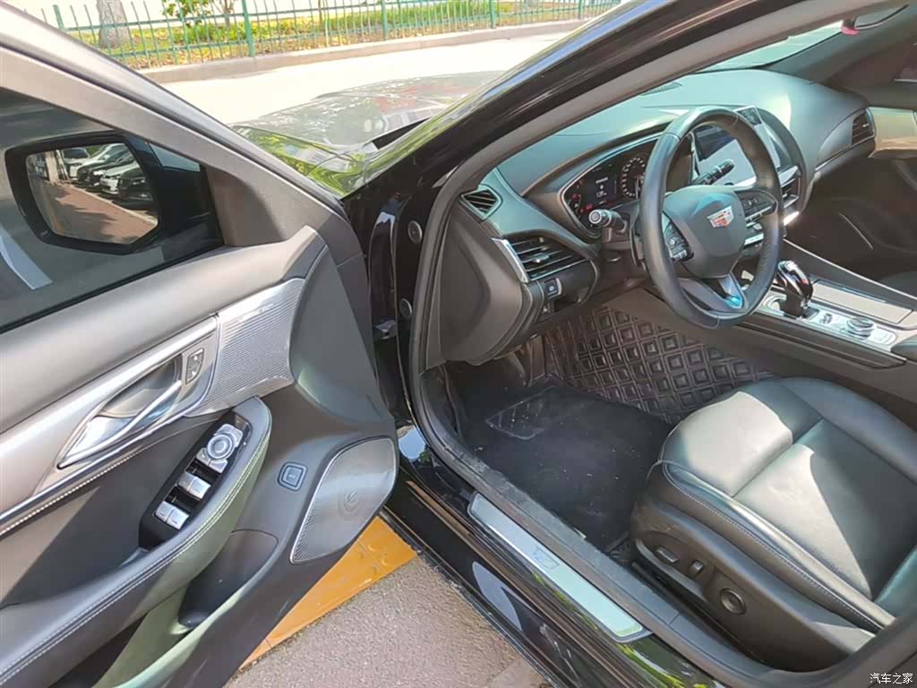 Cadillac CT5, 2022 16