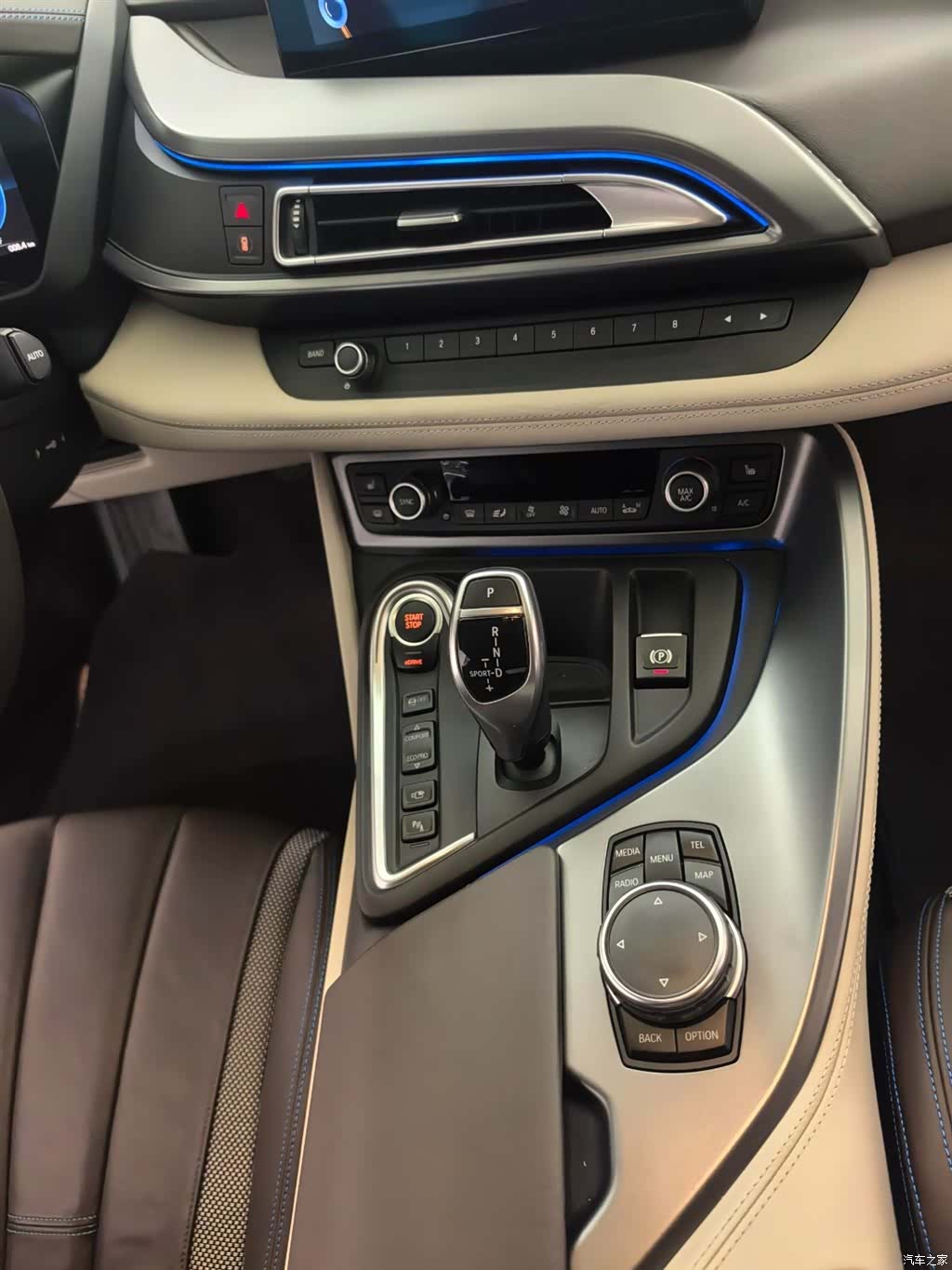 BMW i8, 2016 13