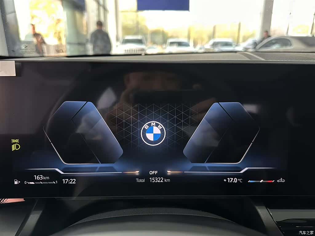 BMW 5 Series, 2025 12