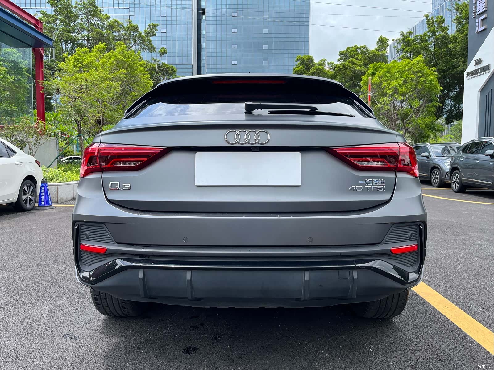 Audi Q3, 2022 все фото