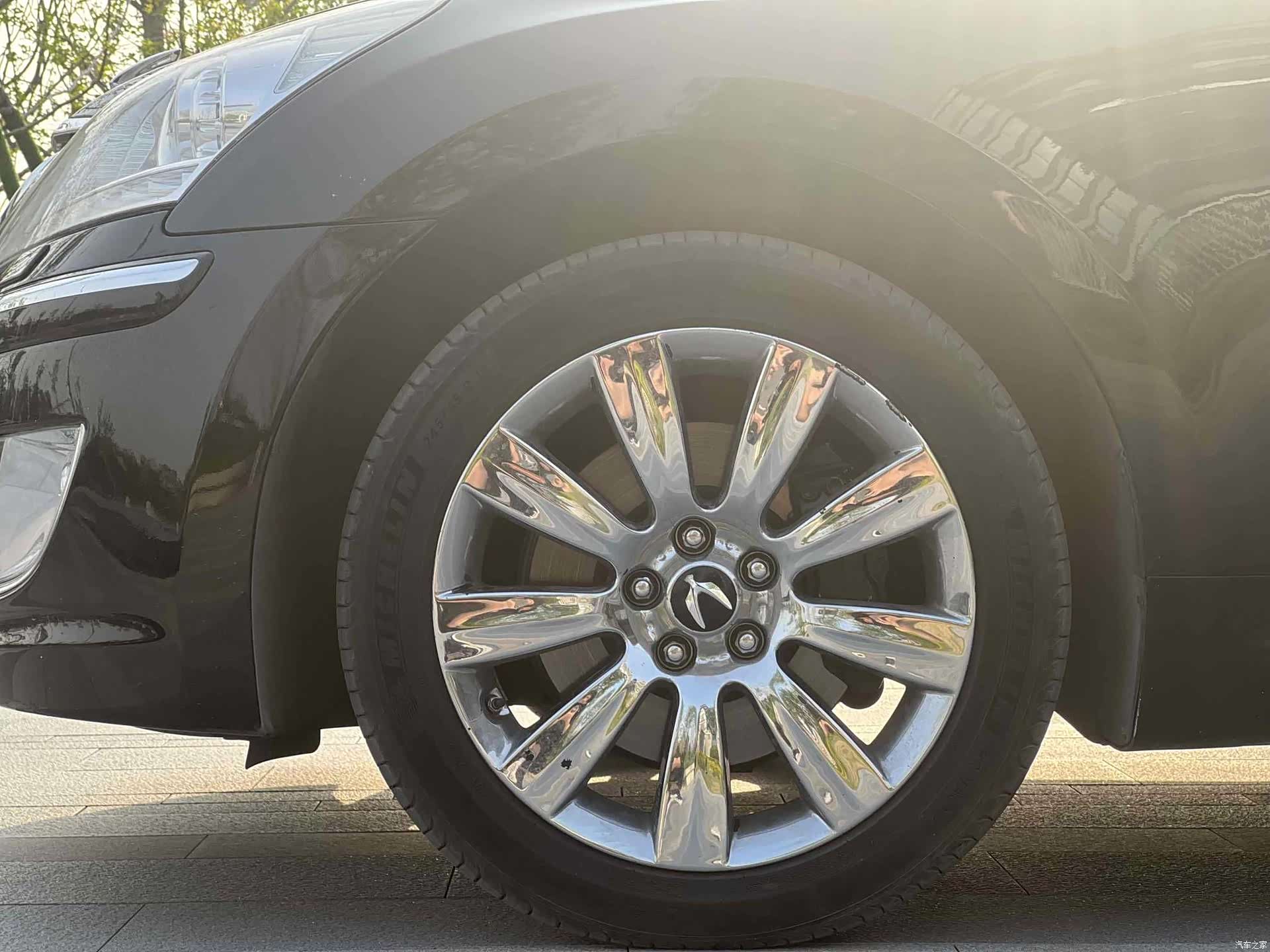 Hyundai 3.8, 2012 все фото