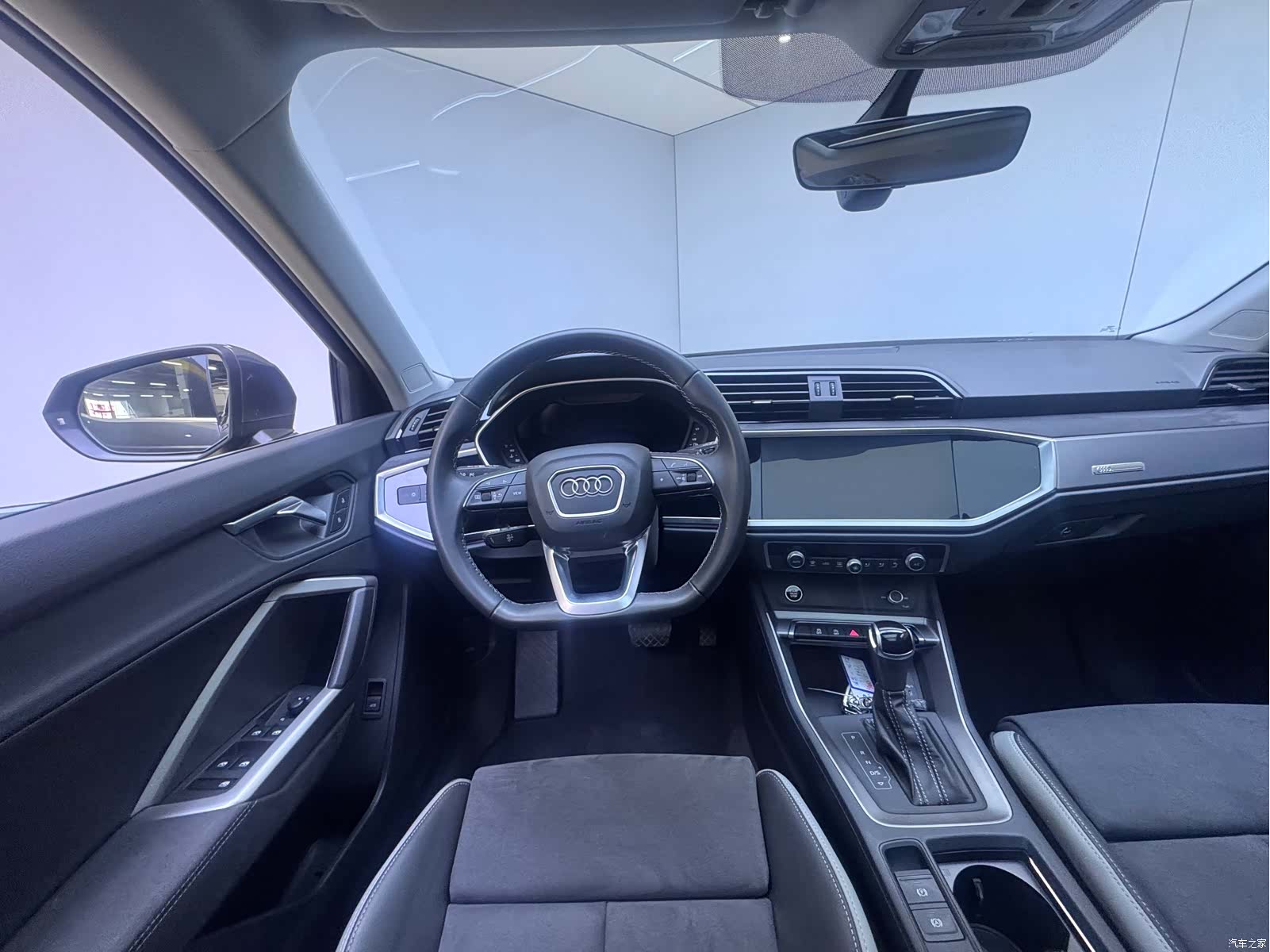 Audi Q3, 2023 7