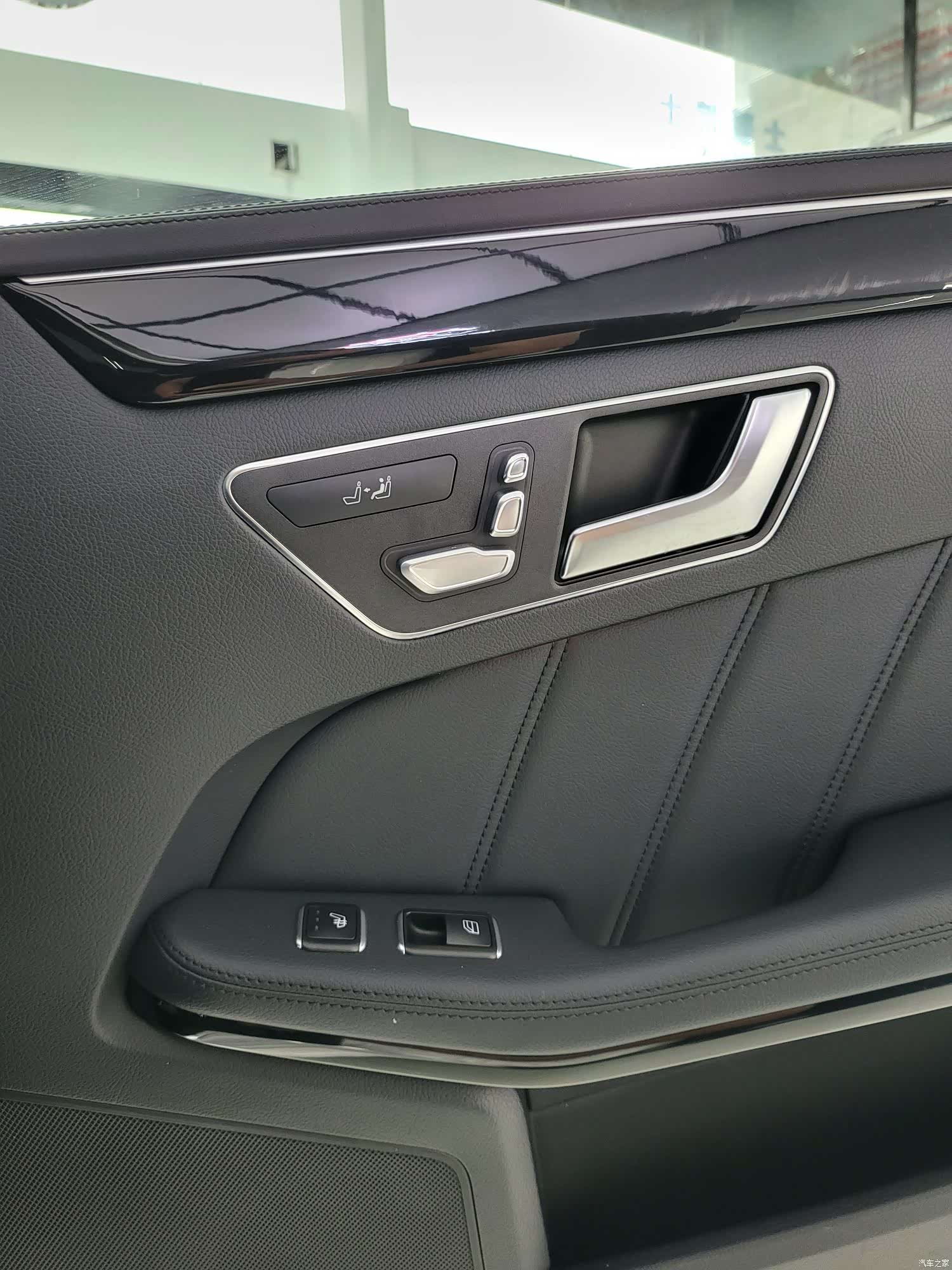 Mercedes-Benz E-Class, 2014 13
