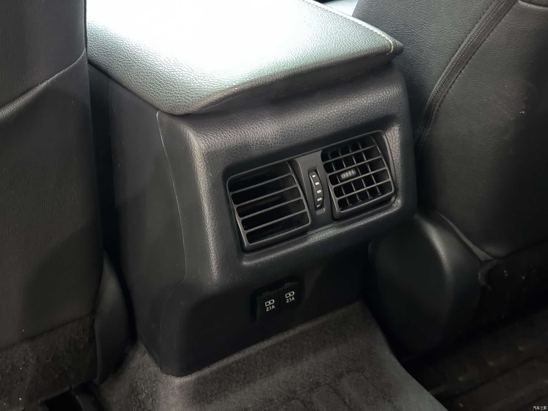 Toyota Camry, 2019 30