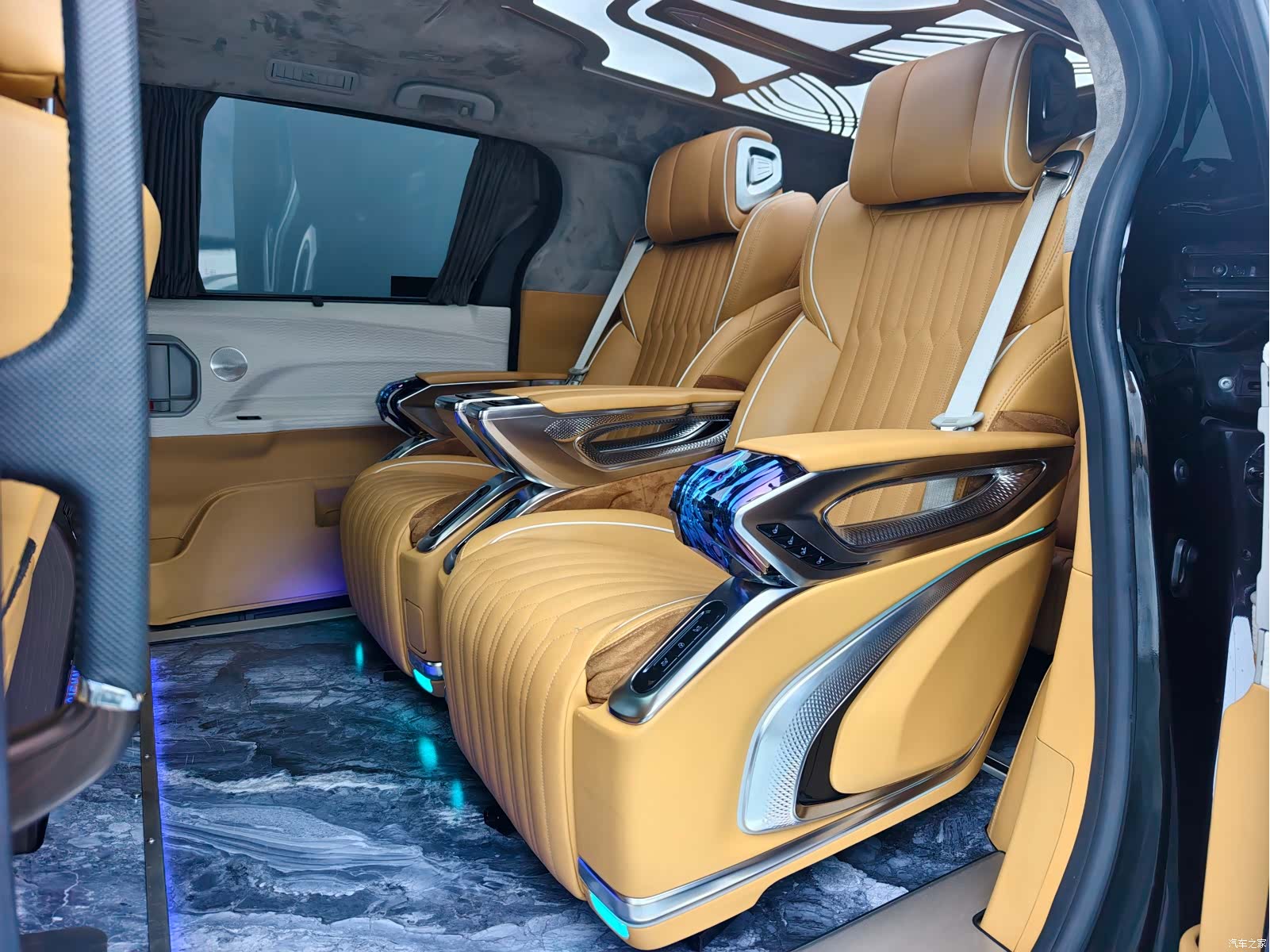Toyota Sienna, 2023 19