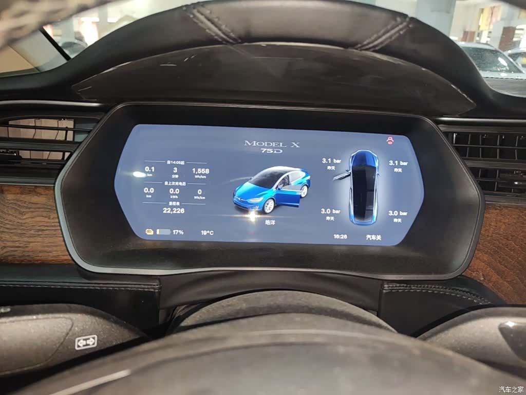 Tesla Model X, 2019 8