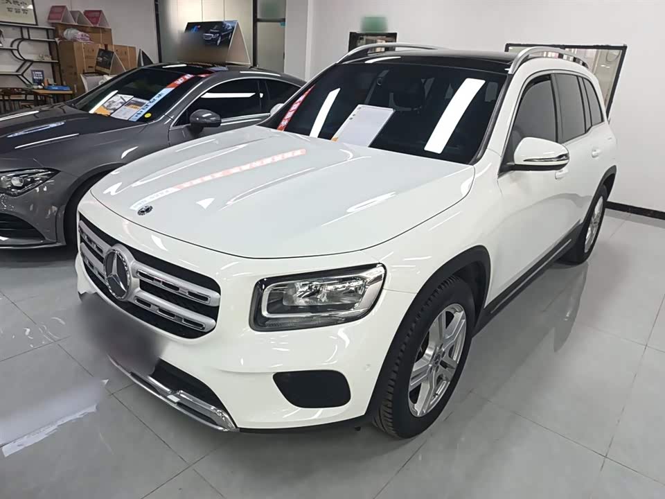 Mercedes-Benz GLB