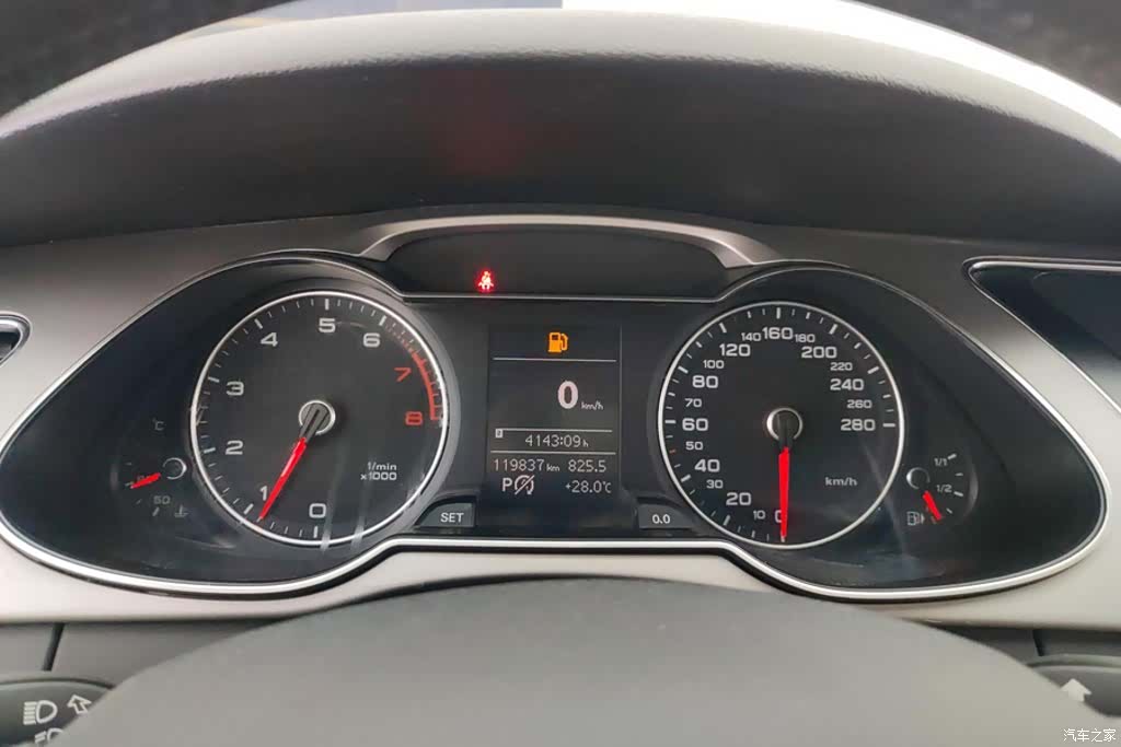 Audi A4L, 2016 14