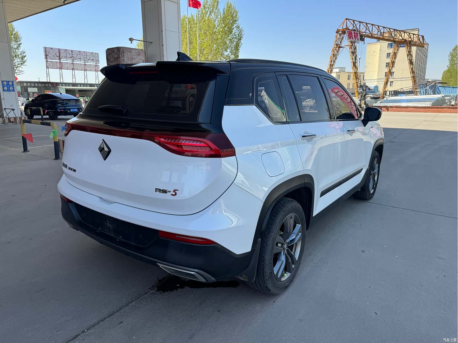 Wuling RS-5, 2021 16