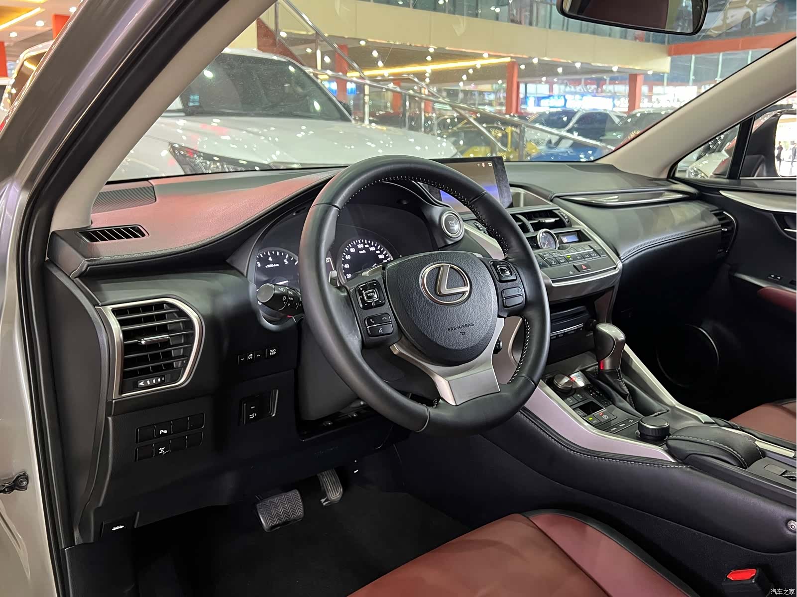 Lexus NX, 2016 7