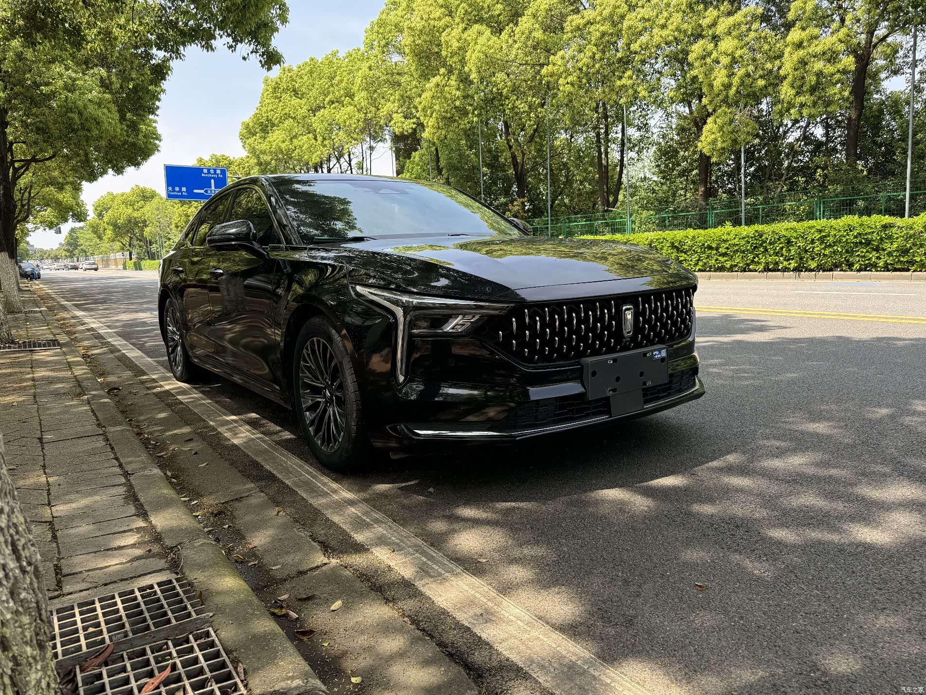 Bestune B70, 2022 3