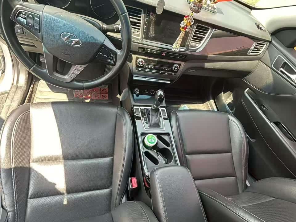 Hyundai Name picture