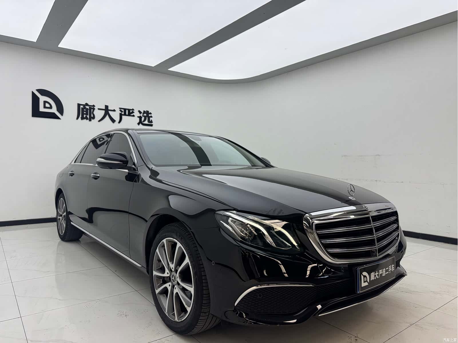 Mercedes-Benz E-Class, 2019 3