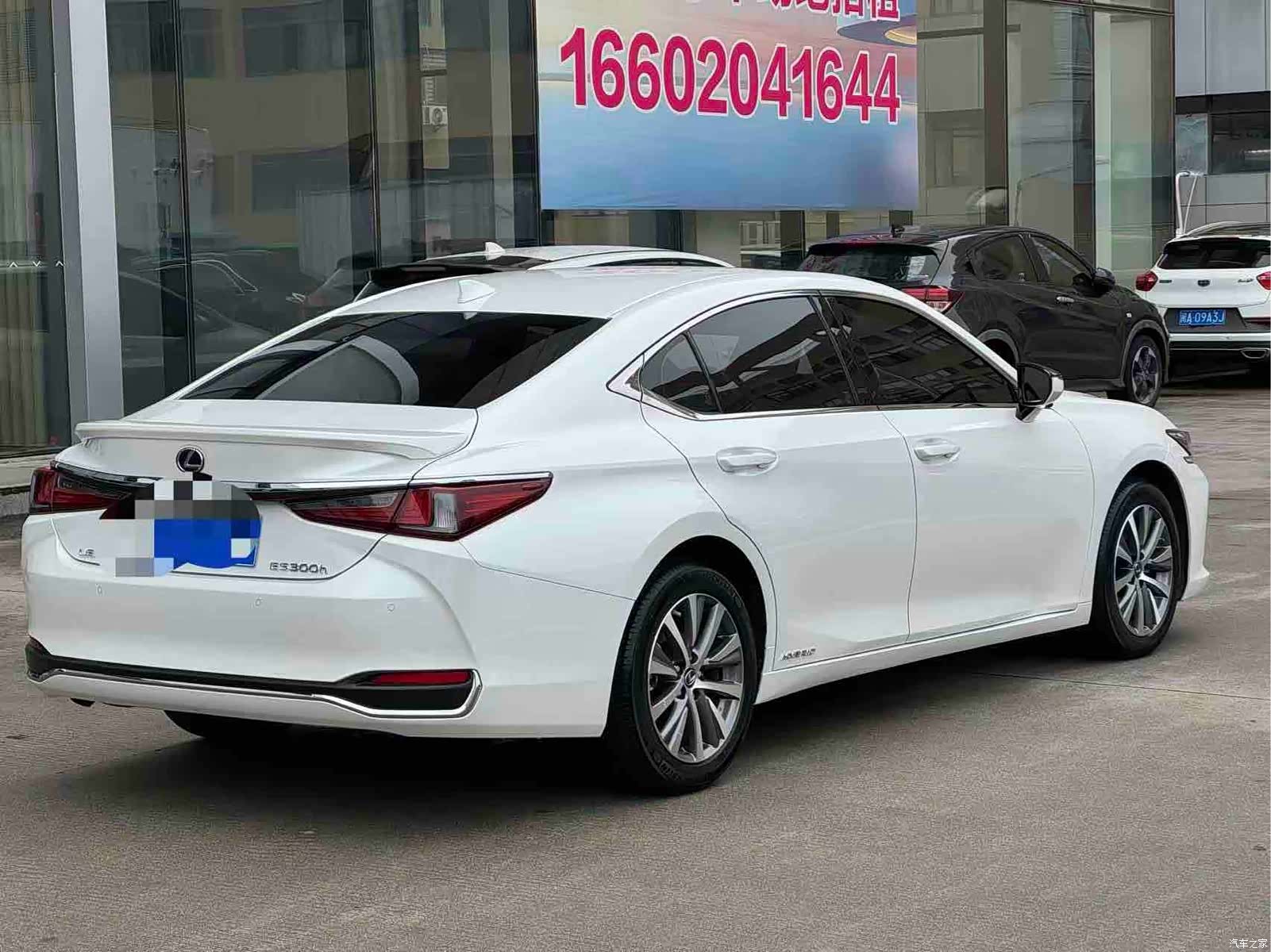 Lexus ES, 2018 6