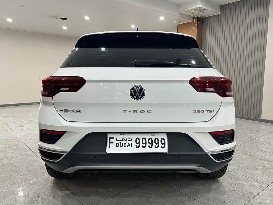 Volkswagen T-ROC exploring Songs